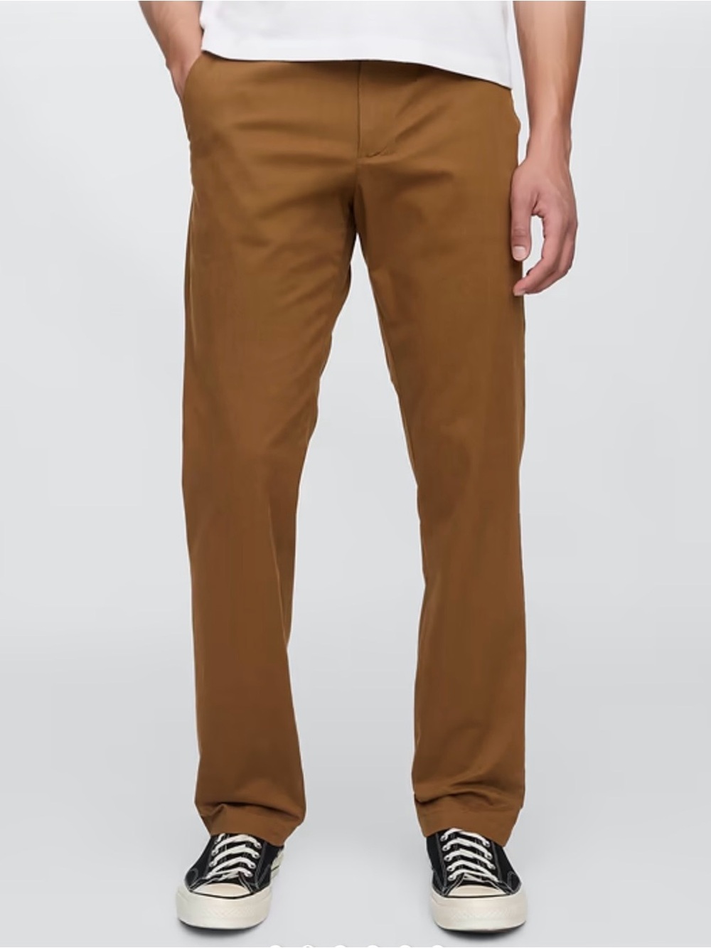 GAP Men's Straight-Leg Chinos in Camel Brown